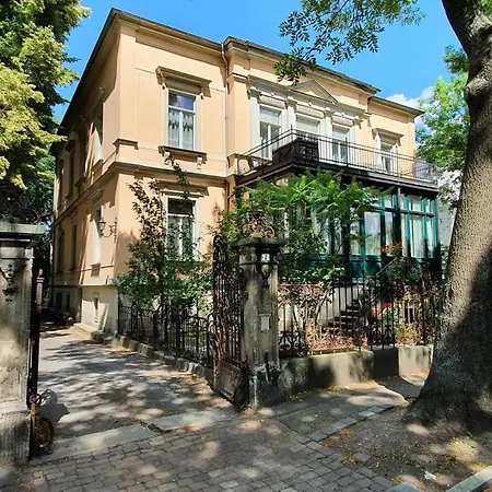 Haniel Frieda דרזדן